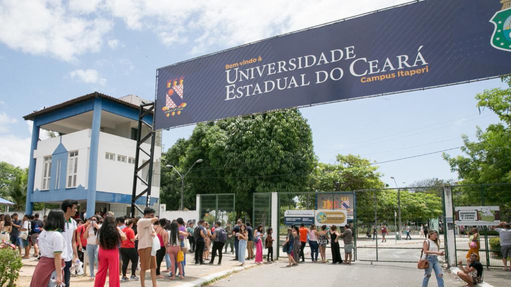 Uece Uece nega inscrição de 7 mil alunos como cotistas no vestibular e gera ...