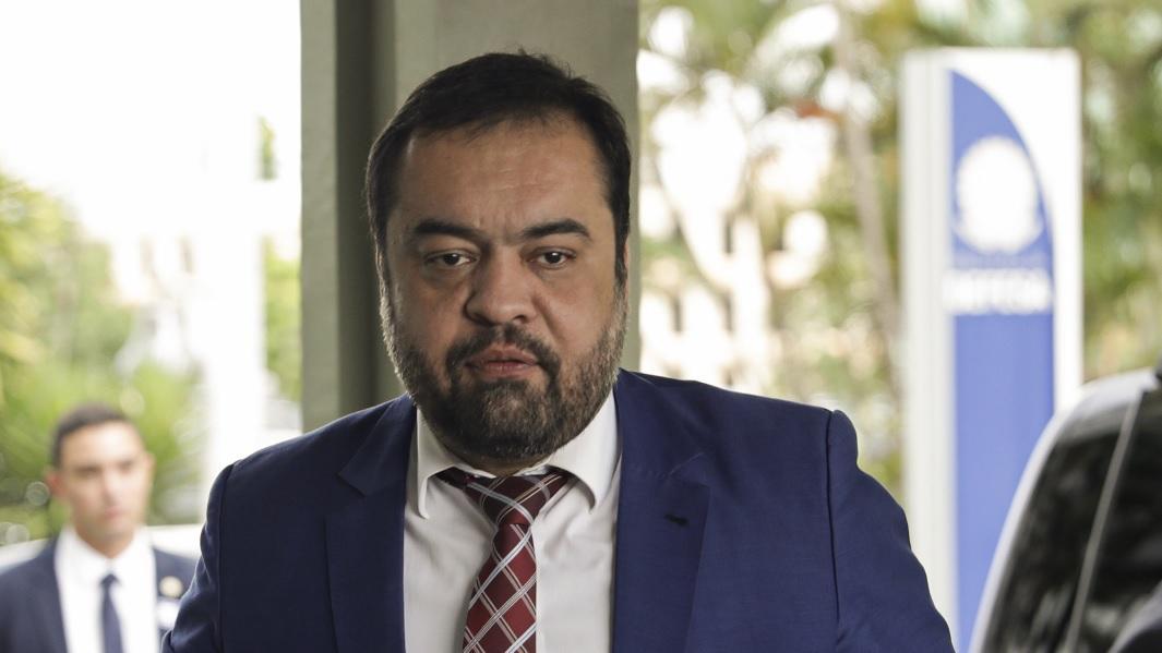 Governador Cláudio Castro. Imagem usada em matéria onde o MPF e DPU exigem explicações sobre operação no Rio de Janeiro.