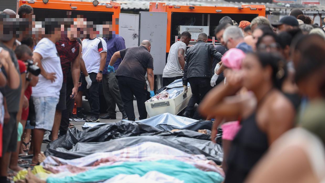 Imagens dos mortos após operação no Rio de Janeiro.