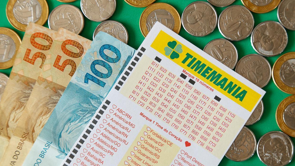 Imagem de jogos e moedas.