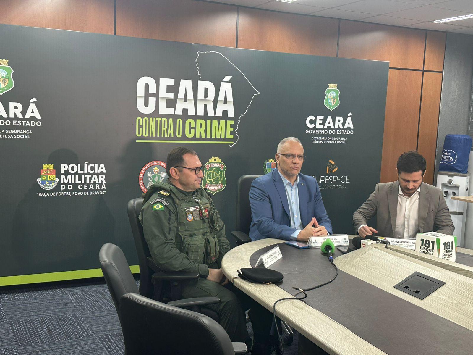 Coletiva de imprensa com o secretário estadual da Segurança, Roberto Sá, e outros gestores da pasta.