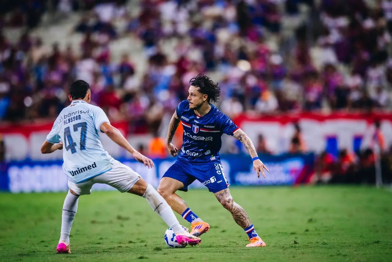 Lucas Crispim em atuação no Fortaleza