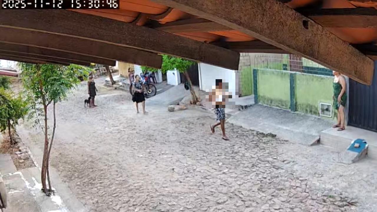 Mãe da criança saiu pediu socorro na rua ao encontrar criança desfalecida