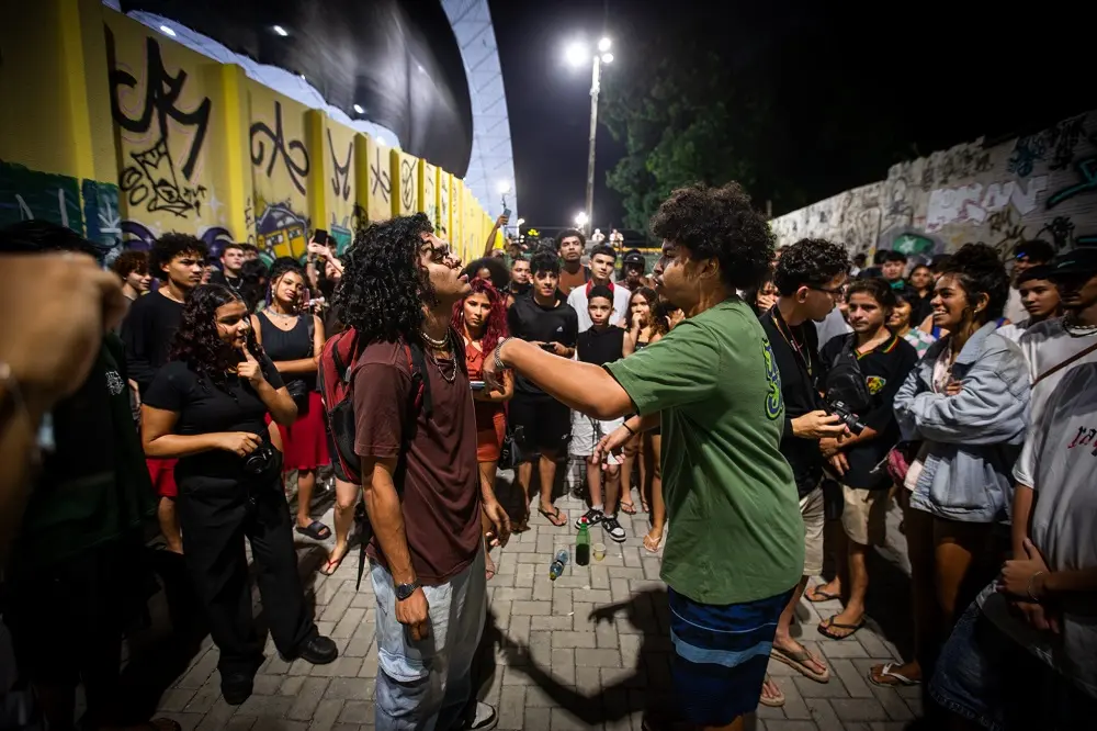 Batalha de rima Cururu Skate e Rap.