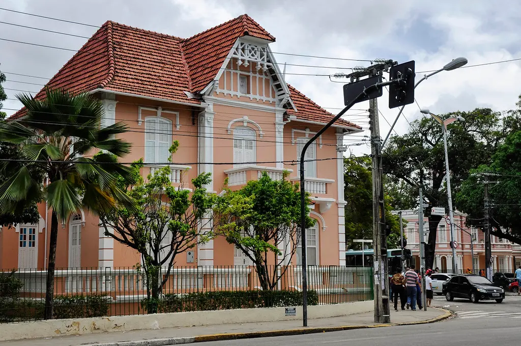 Imagem da Casa de Cultura Estrangeira da Universidade Federal do Ceará.
