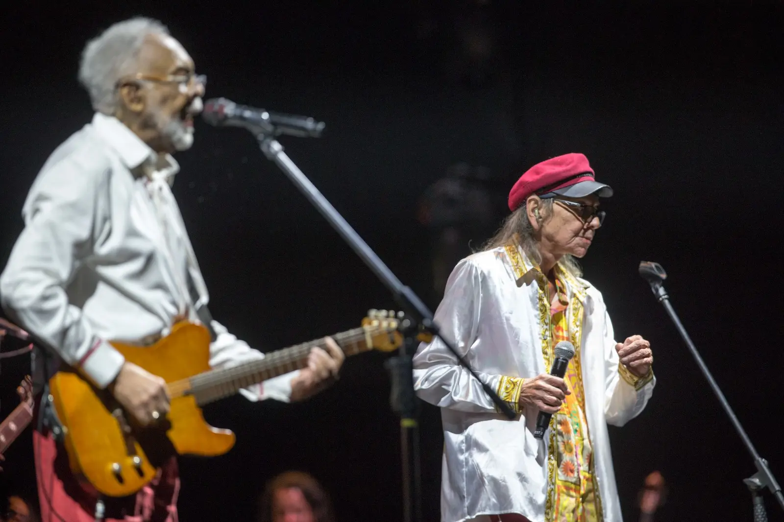 Ednardo foi o convidado especial do primeiro show em Fortaleza.