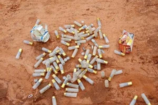 Moradores registraram o momento em que tiros foram disparados contra a comunidade