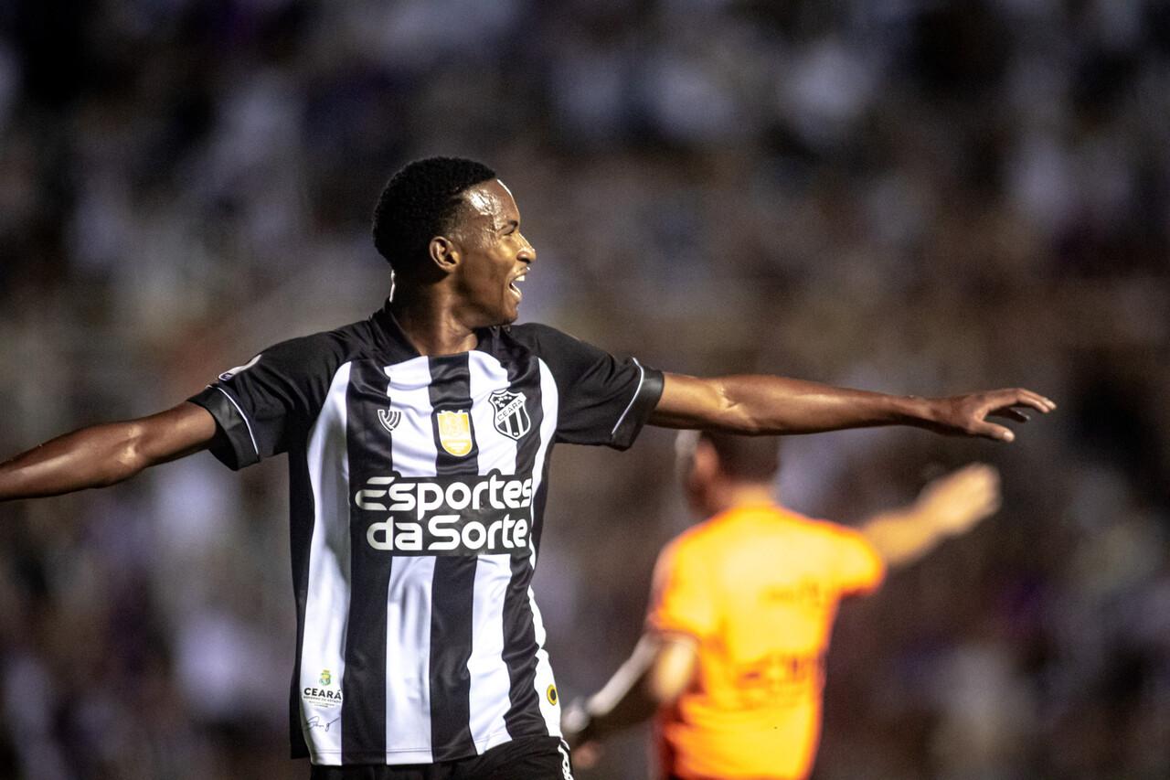 Guilherme em ação pelo Ceará