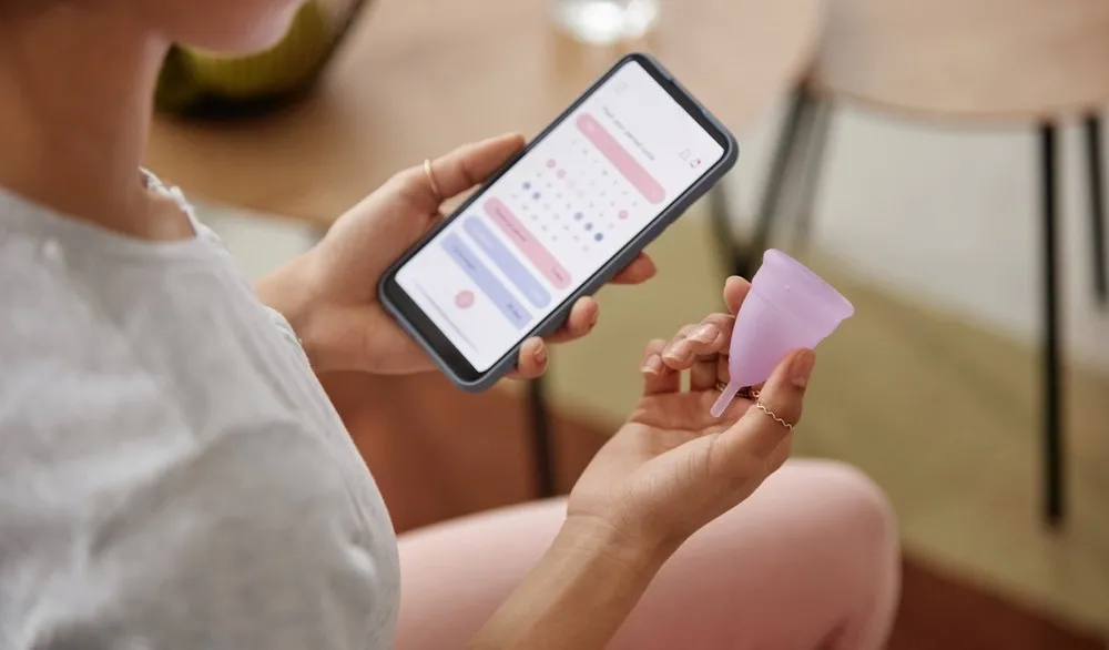 Menstruações irregulares podem ser um indicativo de sangramento uterino anormal.