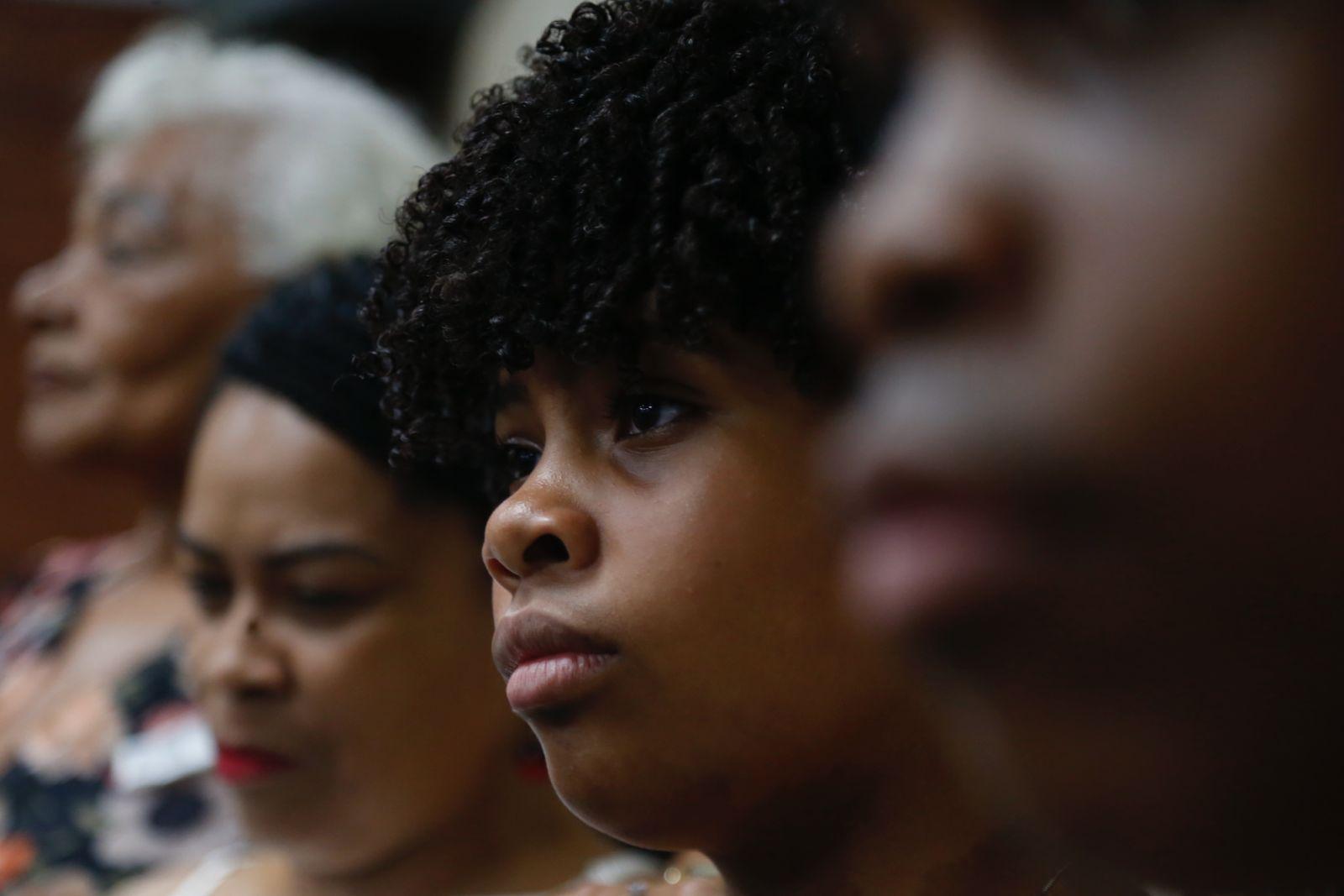 Rosto de pessoas negras em close up