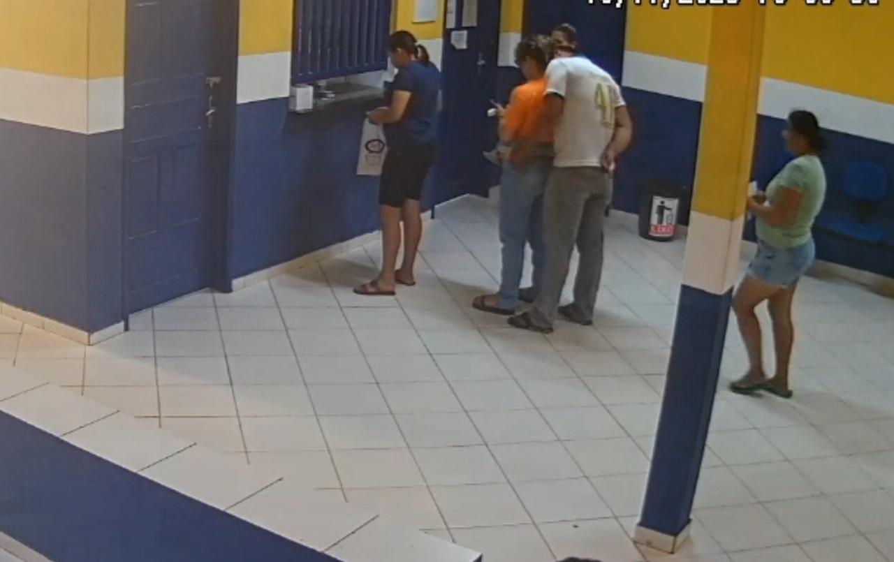Print de imagem de câmera de segurança que mostra caso de importunação sexual em Nova Olinda.