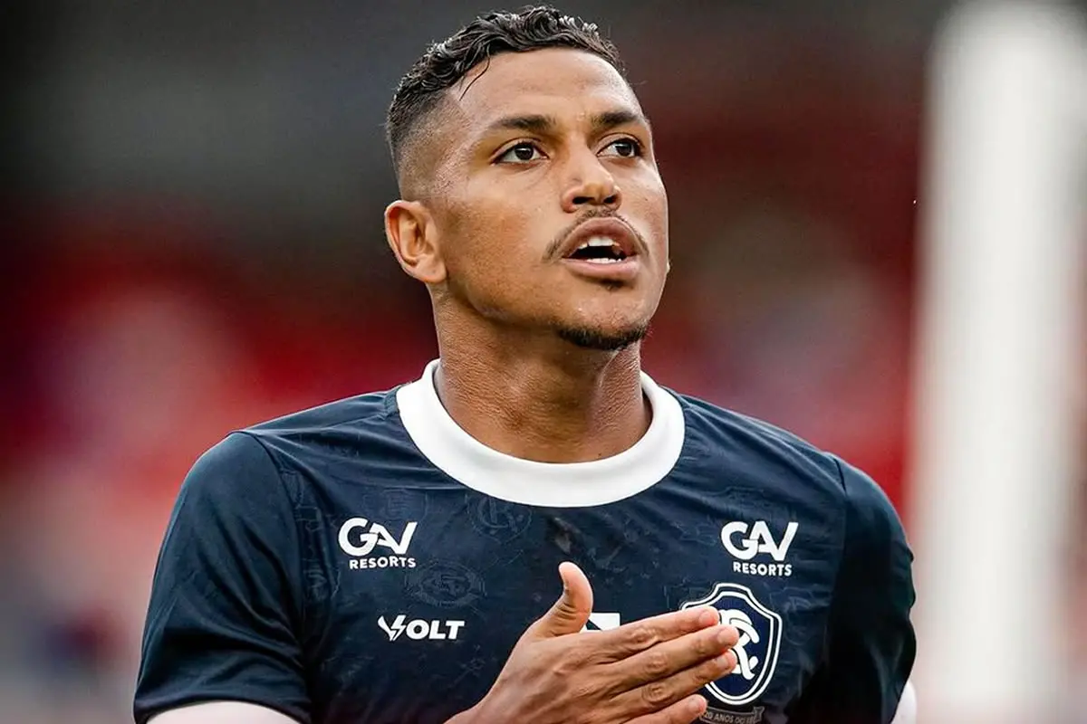 Pedro Rocha em ação pelo Remo