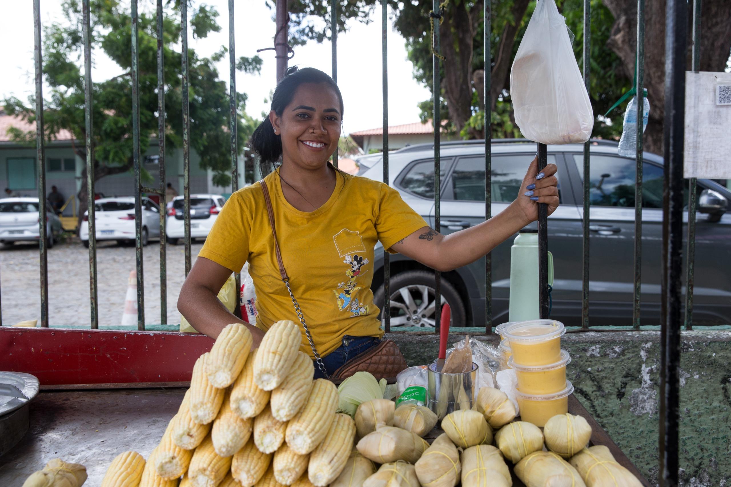 Erlane Menezes, vendedora ambulante de milho, pamonha e canjica.