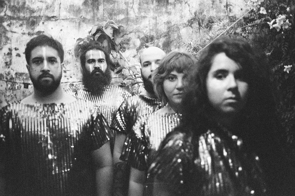 Grupo traz repertório com canções antigas e novidades para a Praça do MIS.