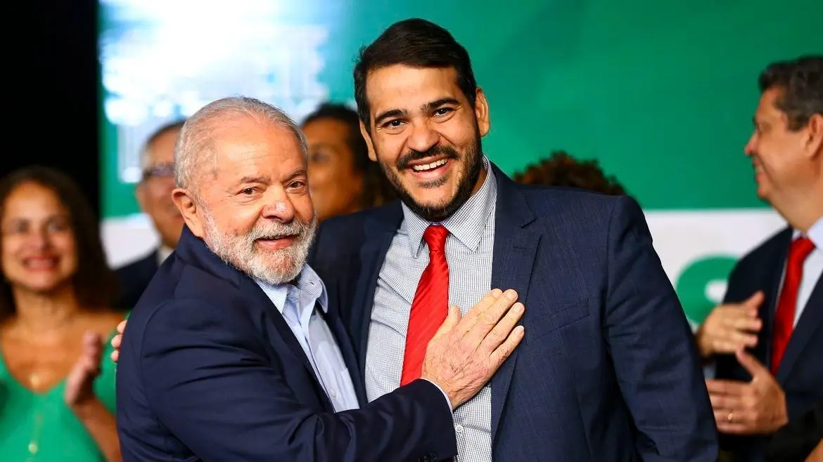 Lula e Jorge Messias em foto.