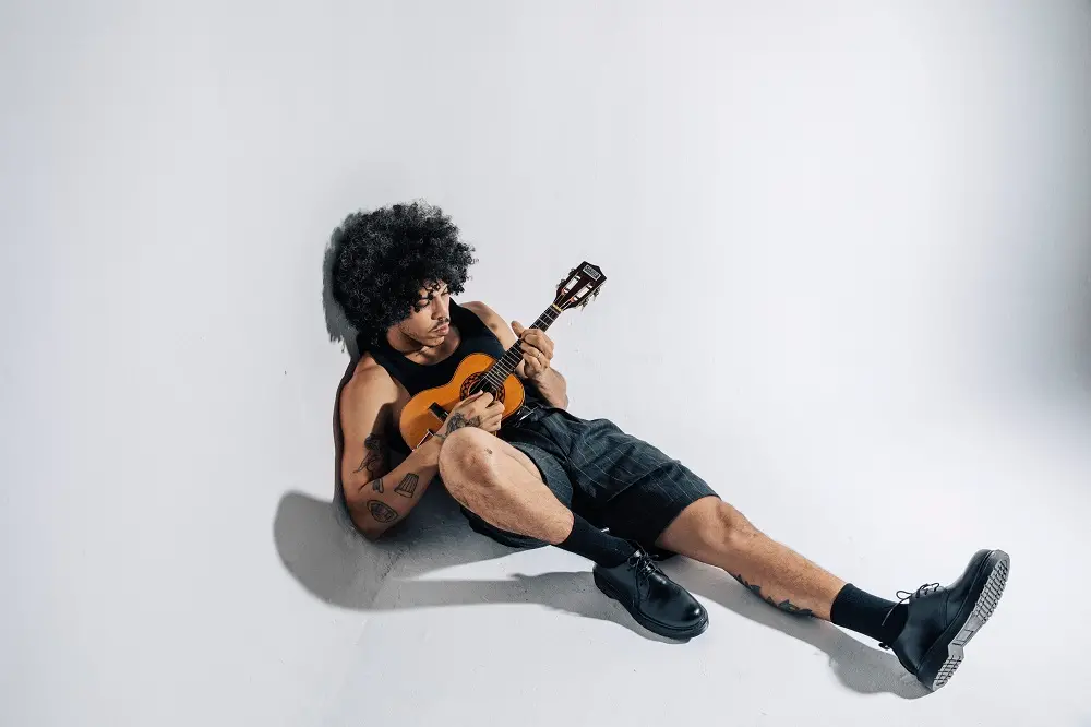 Ex-integrante dos grupos 'Afinidade' e 'Mesura', artista comanda projeto solo Batuk do Dipas.