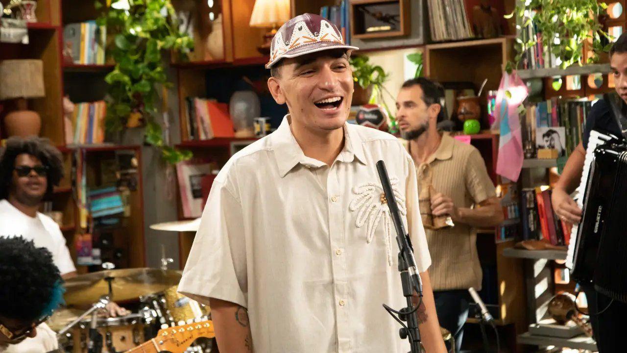 João Gomes irá participar do tradicional show natalino do cantor Roberto Carlos. 