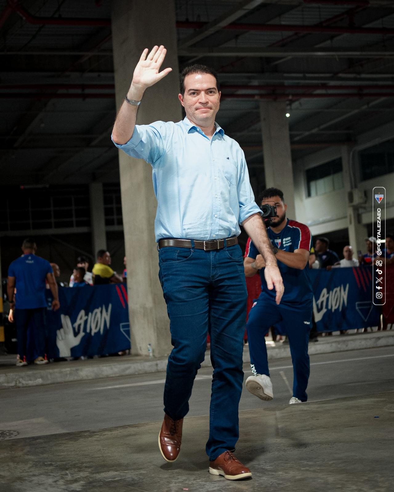 Marcelo Paz faz pedido à torcida do Fortaleza para jogo contra Corinthians