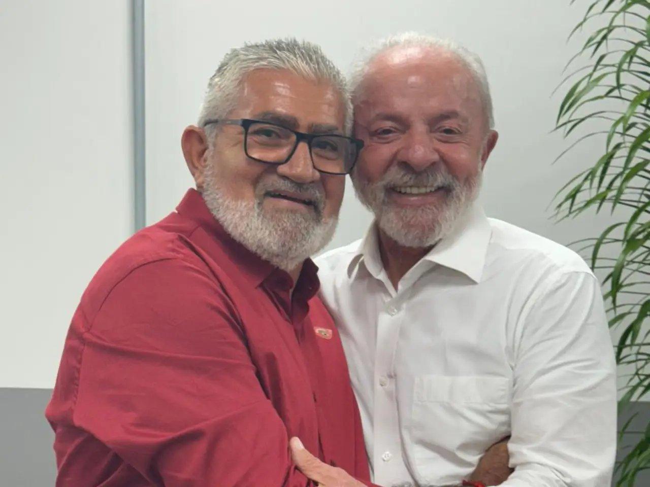 Vereador Carlos da Bodega e presidente Lula