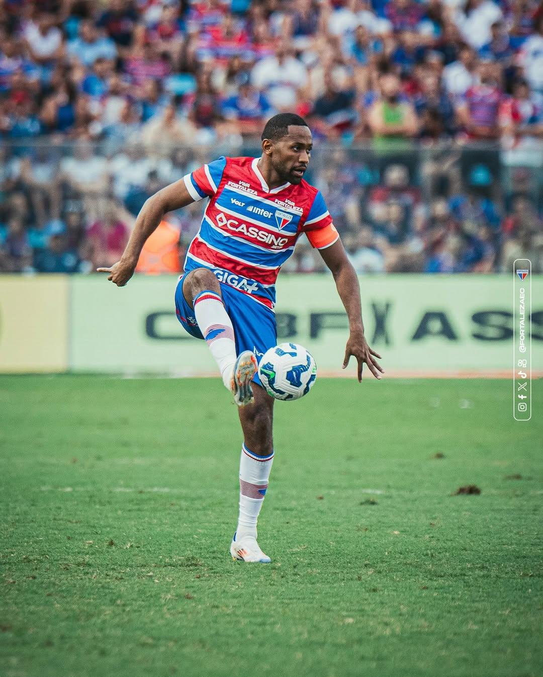 Foto do Tinga, do Fortaleza