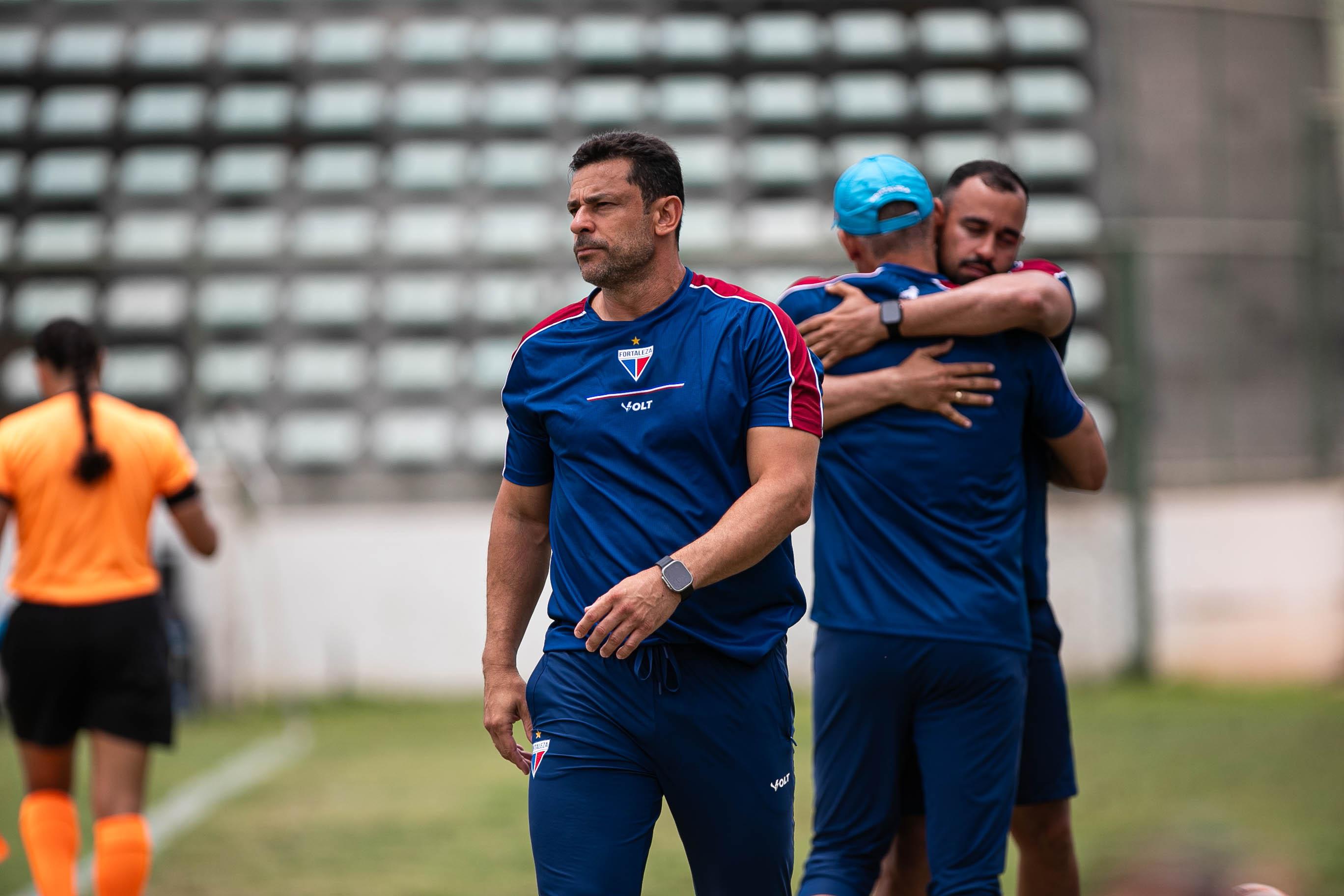 Foto de Fred, técnico do Sub-17 do Fortaleza
