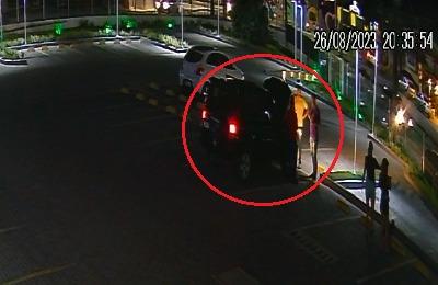 carro com capo aberto, caso kaianne.