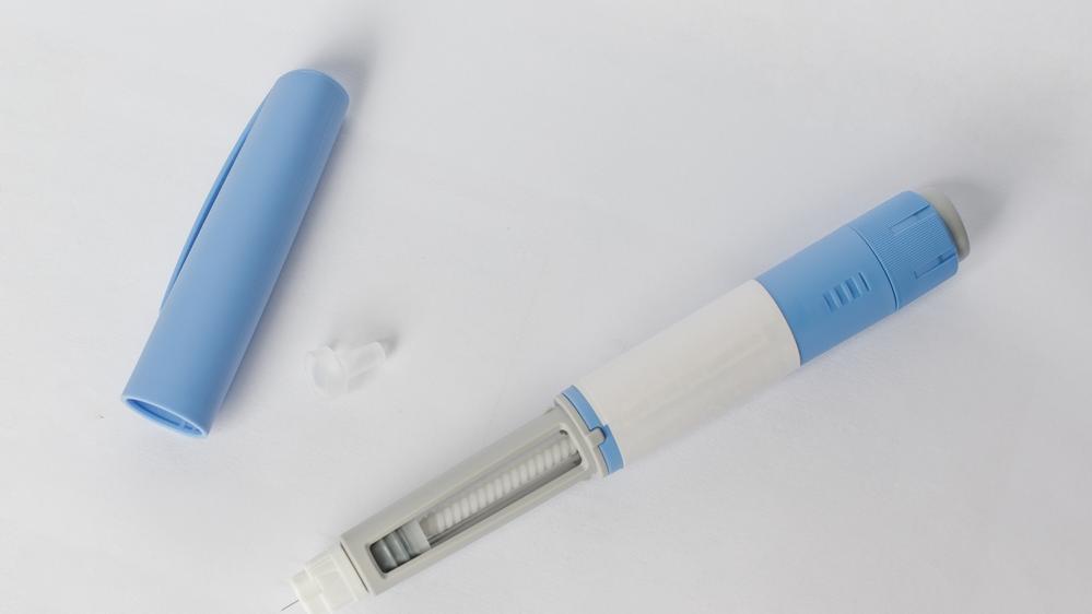 Caneta emagrecedora. Imagem usada em matéria onde Anvisa aprova o medicamento Wegovy para tratamento de gordura no fígado.