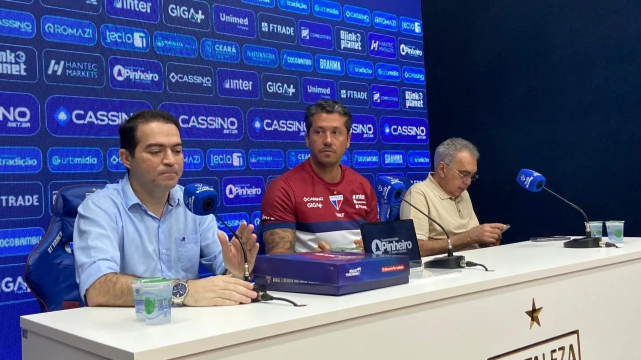 Thiago Carpini foi apresentado na última segunda-feira (15), e iniciará os trabalhos com o elenco no dia 29