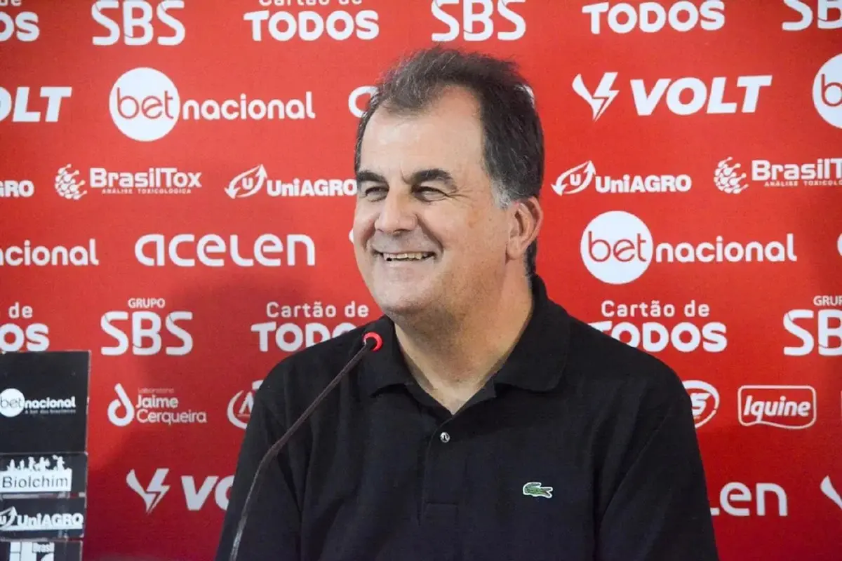 Fábio Mota em ação pelo Vitória-BA