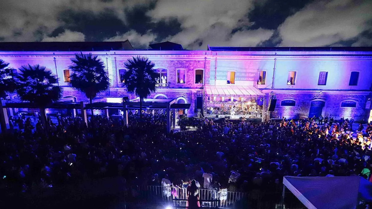 Em 2024, a 'Caixa de Natal' reuniu cerca de 2 mil pessoas.