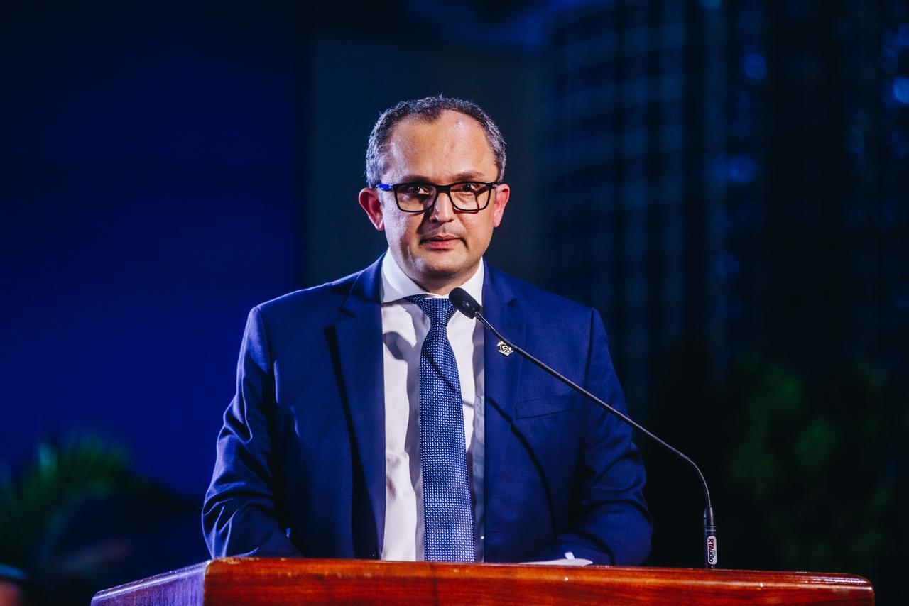 Imagem de Allisson David de Oliveira Martins, professor representante do Corpo Docente da Unifor.