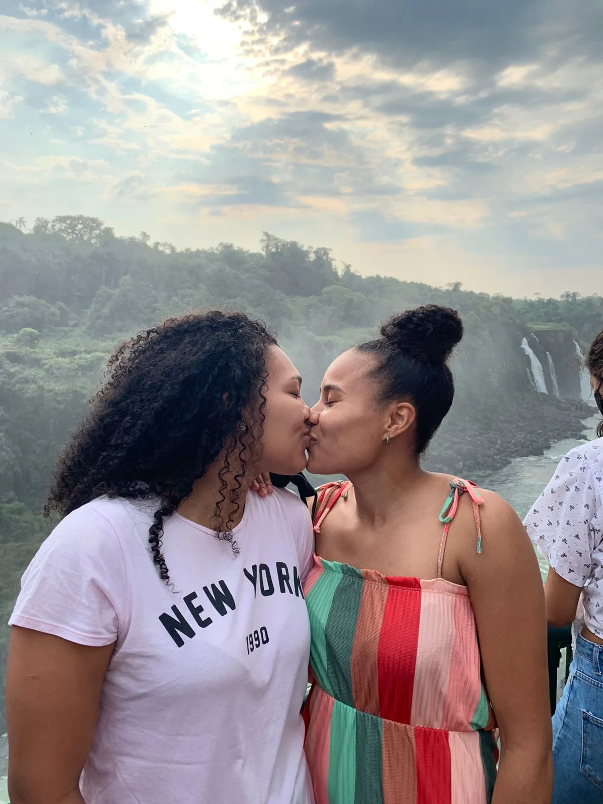 Marcella e Renata, amor que o vôlei uniu.