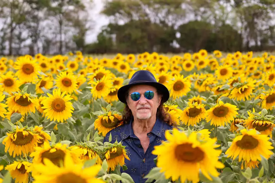 Artista pernambucano faz show em Fortaleza em maio.