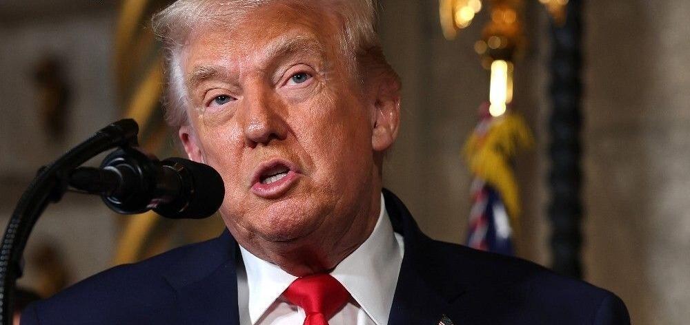 Trump fala em coletiva na Casa Branca.