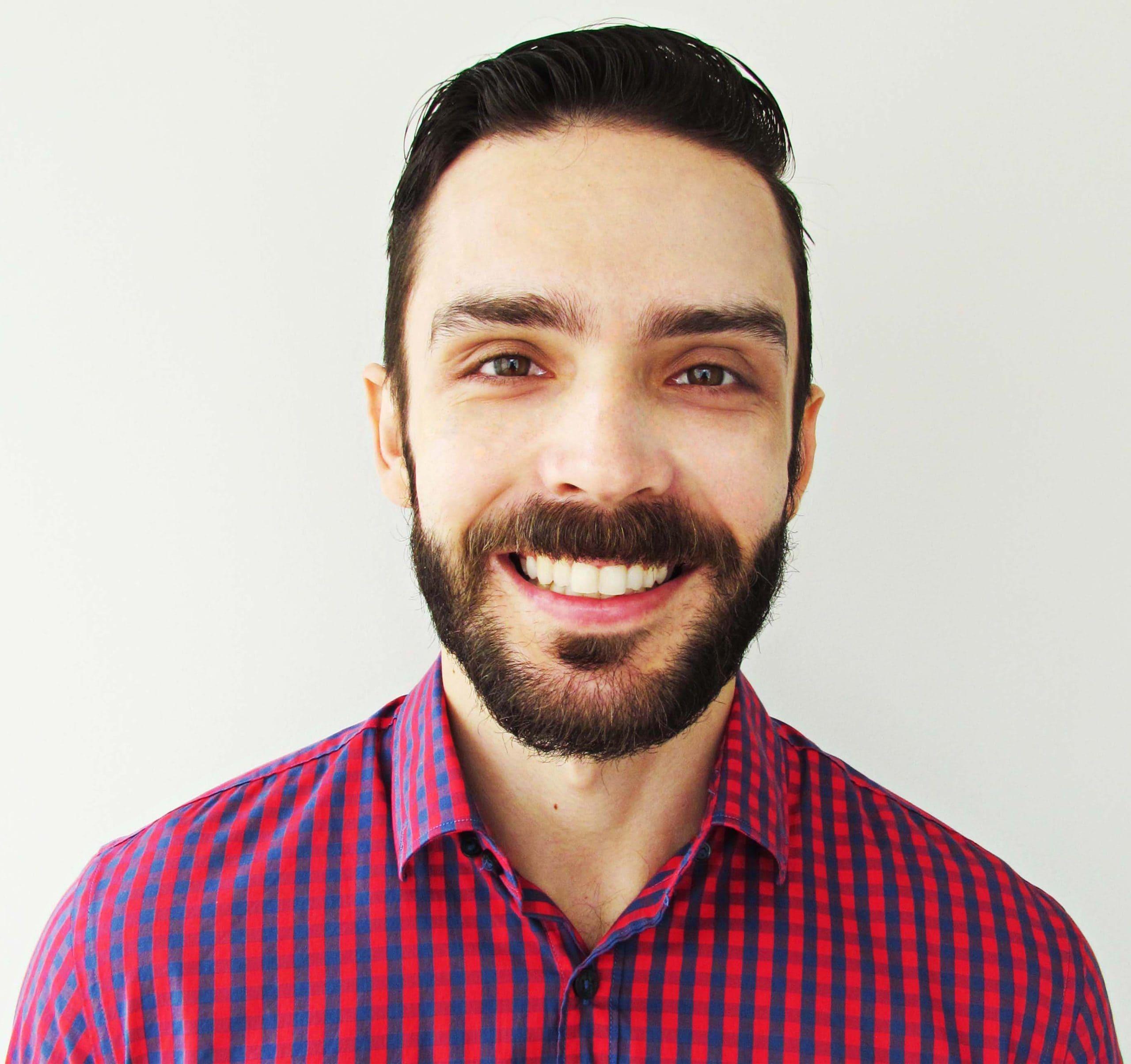 Renan Cola é psicanalista