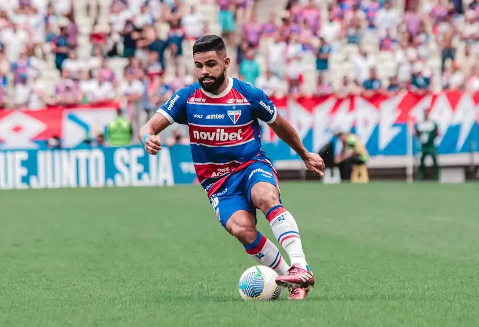 Felipe Jonatan processa Fortaleza