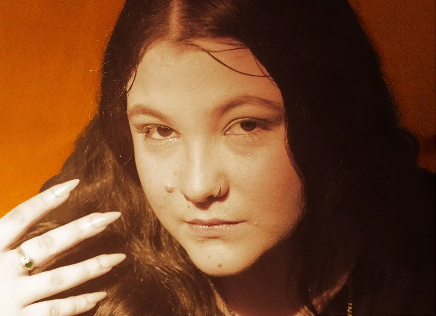 Izabele Rocha, a Zabeli, tem 28 anos e atua na música há quase 10.