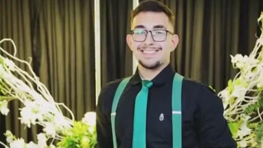 Roberto Farias Thomaz.