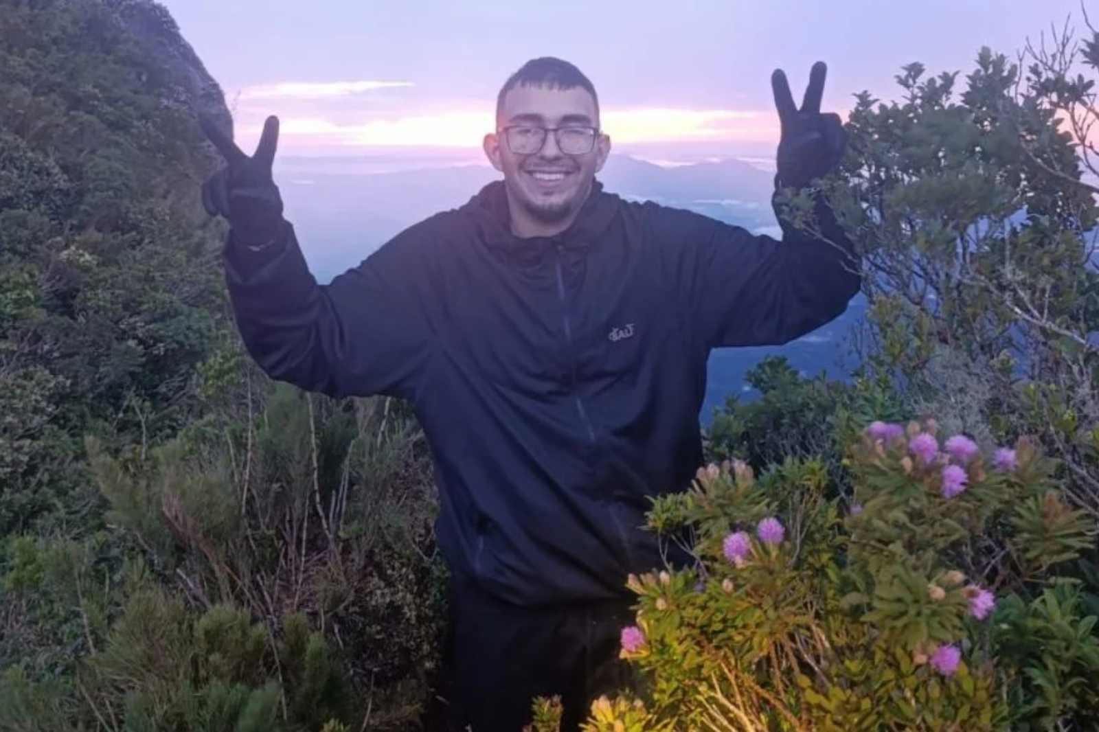 Roberto Farias Thomaz.