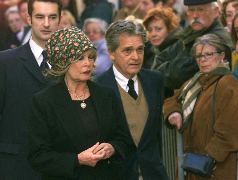 Brigitte Bardot e o marido Bernard d'Ormale.