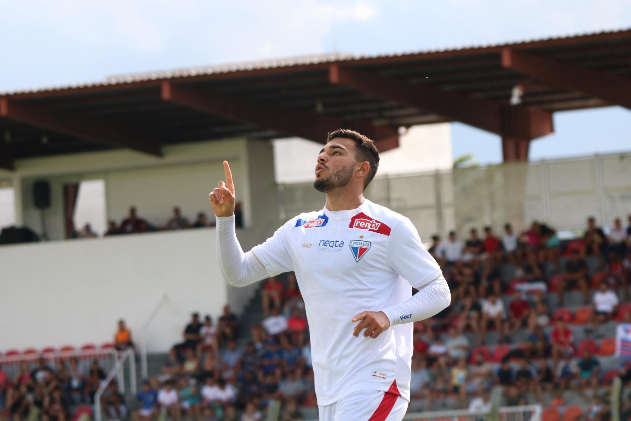 Foto de Fortaleza goleia e garante classificação na Copinha de forma antecipada