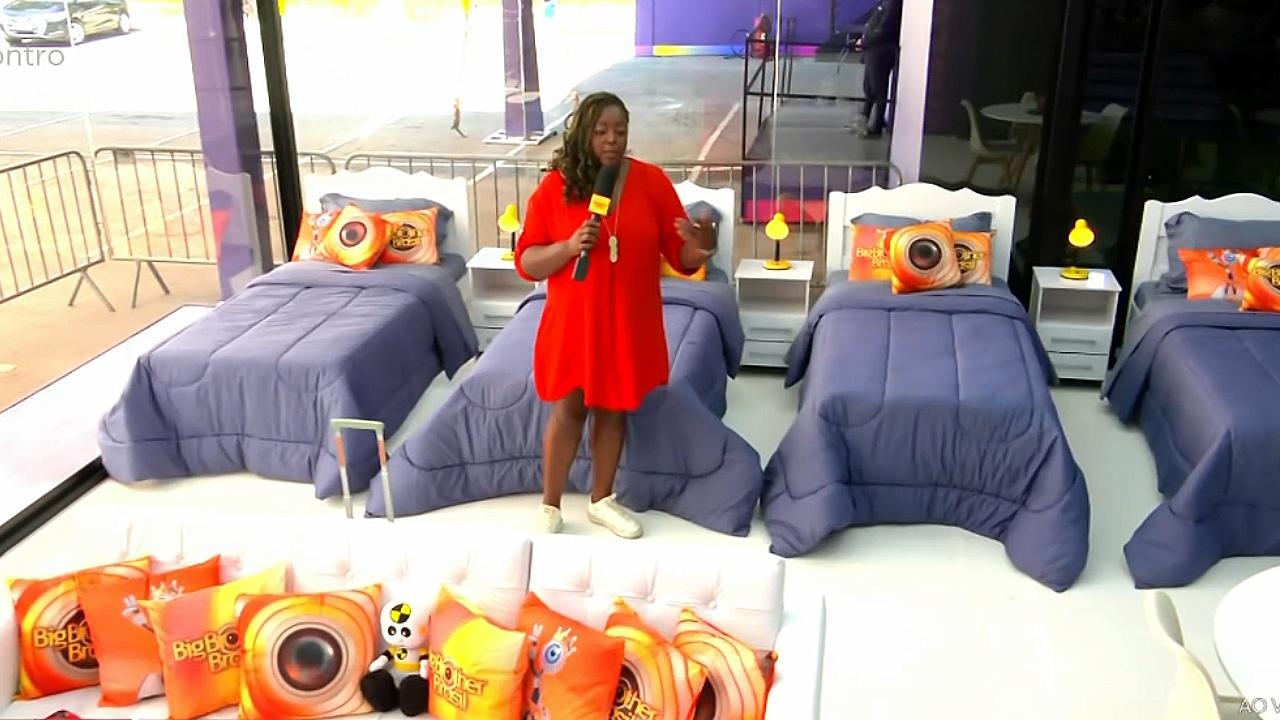 Casa de vidro montada em São Paulo (SP).