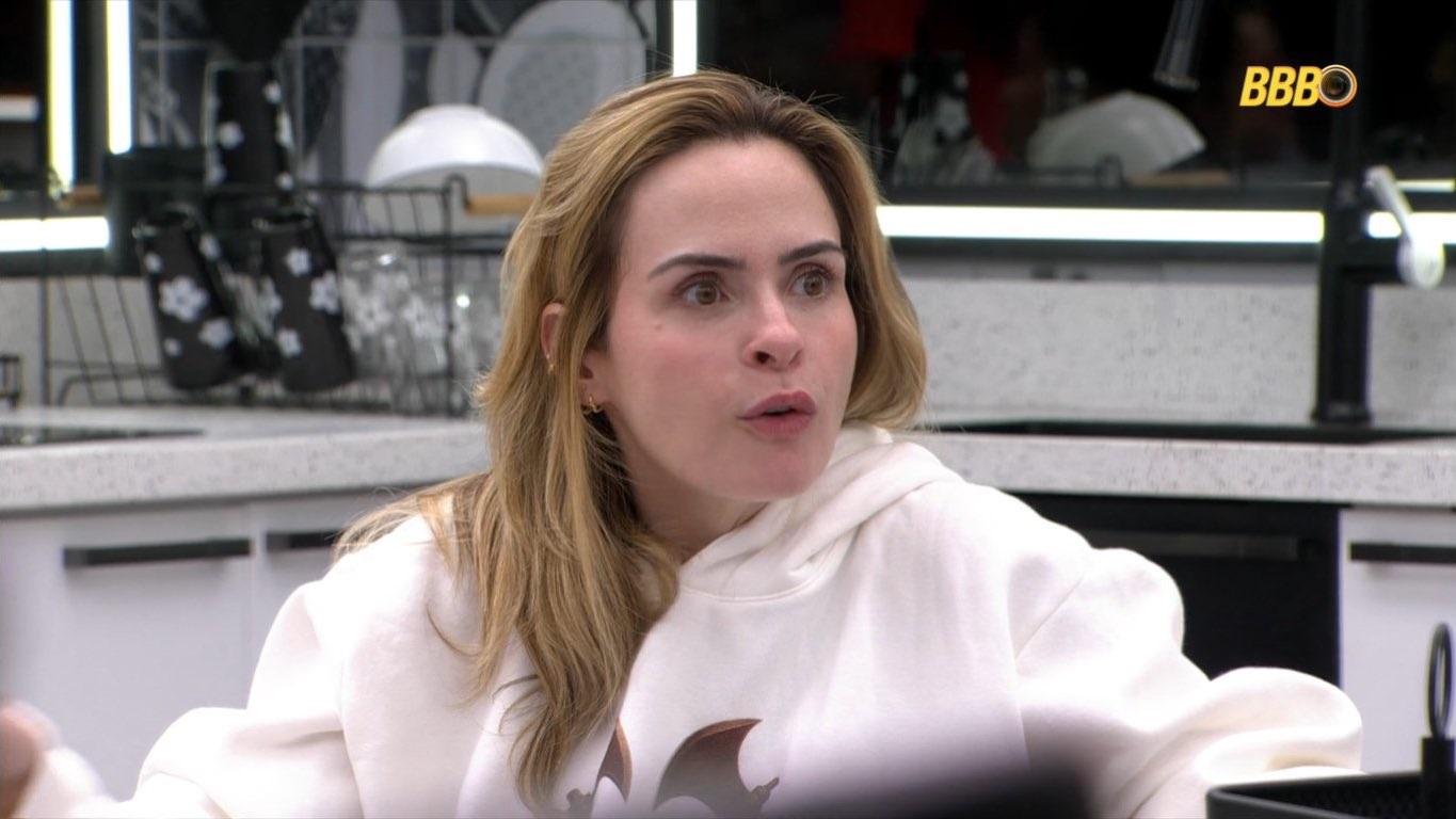 Ana Paula falando durante o BBB 26.