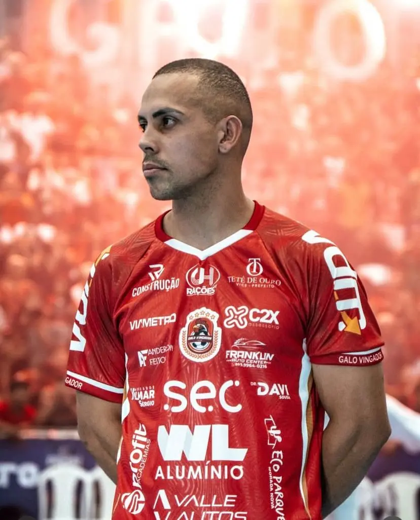 Ferrão em ação pelo