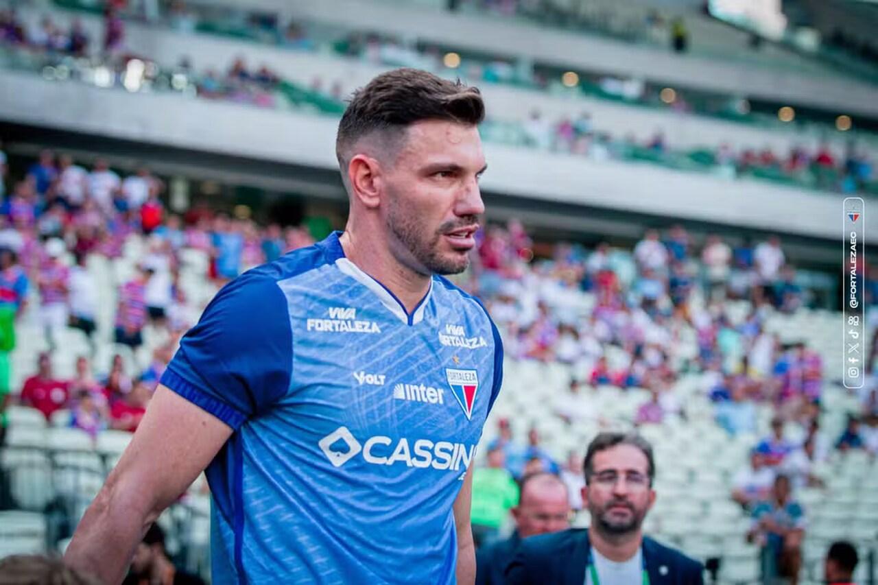 João Ricardo em ação pelo Fortaleza