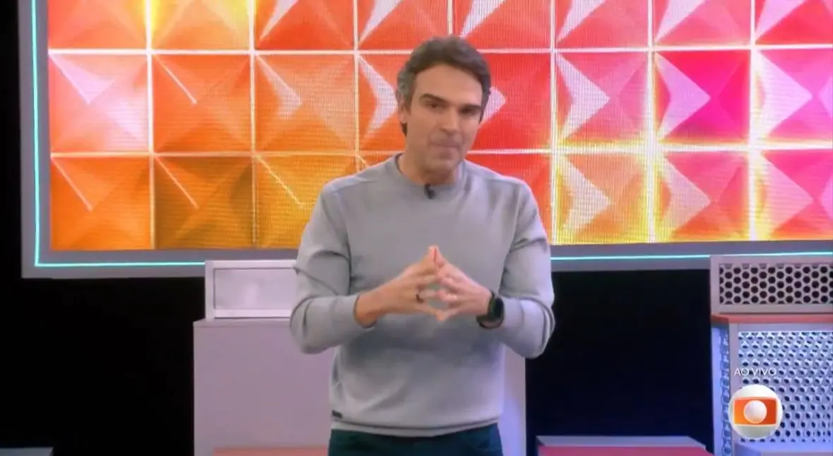 Apresentador Tadeu Schmidt.