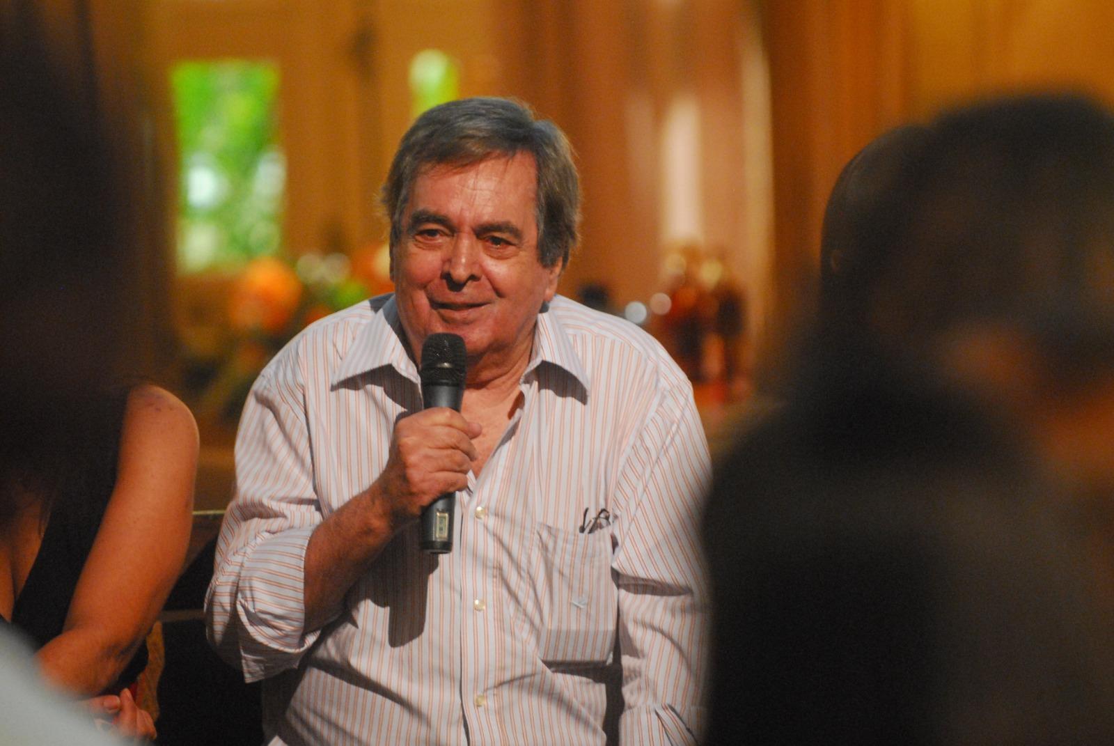 Autor Benedito Ruy Barbosa fala.