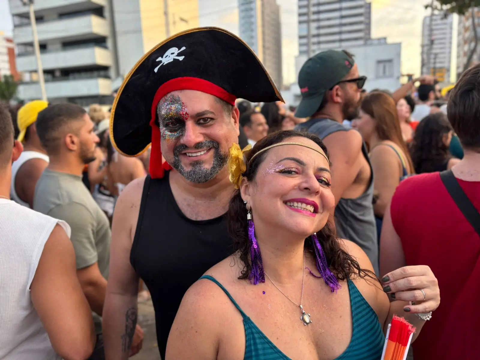 Matheus Teixeira, 47, coordenador de compras, e Marisete Rios, 47, geógrafa.