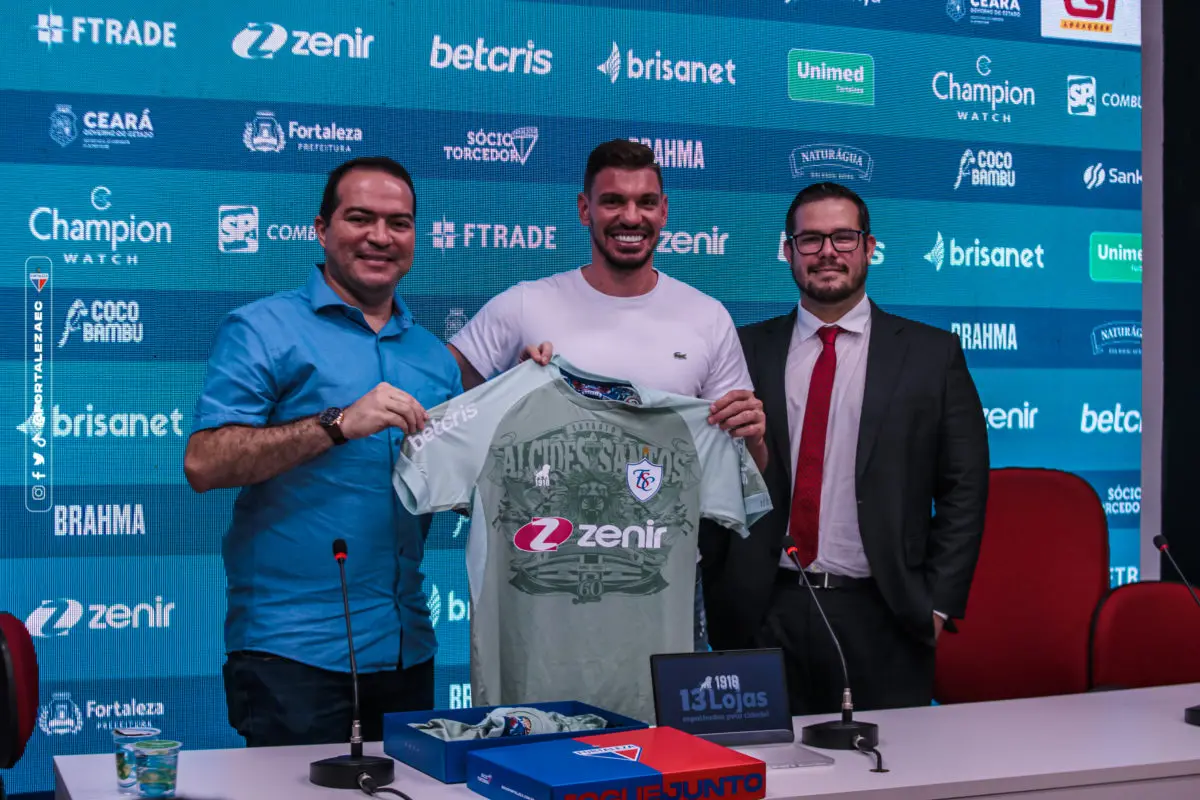 Foto de Marcelo Paz e João Ricardo no Fortaleza