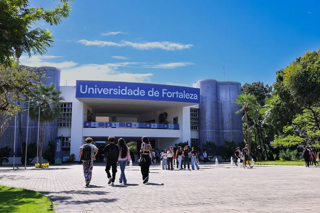 Candidatos podem utilizar nota do Enem para ingressar no semestre 2026.1 da Unifor